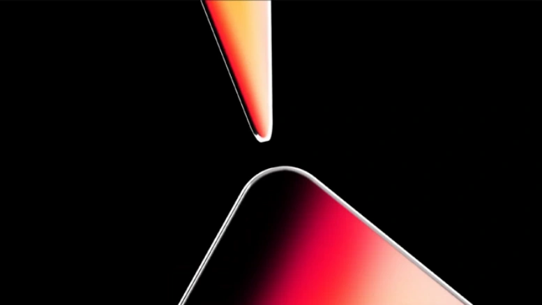 Logo ident / Packshot frame 00:01